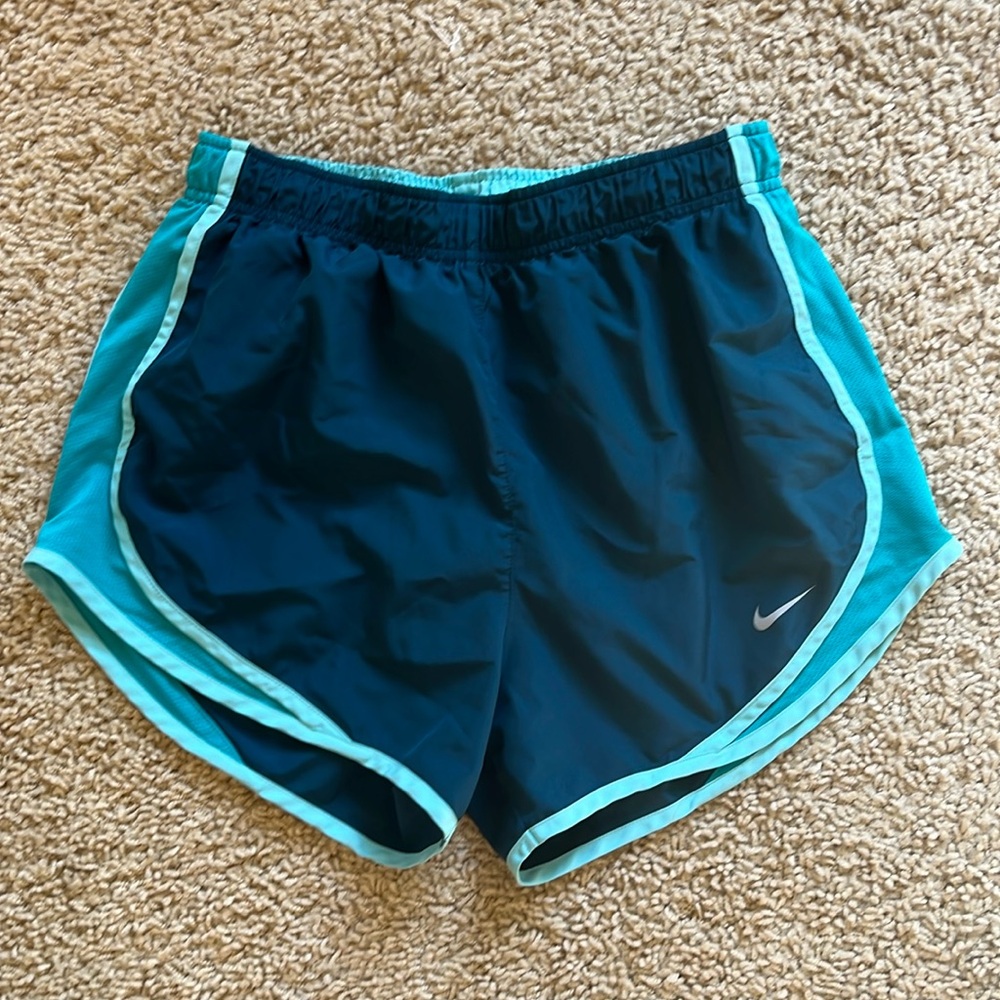 Nike tempo shorts